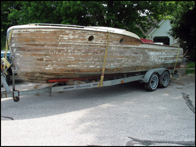 Ynot Yachts Chris Craft Red And White Express Hull No 217